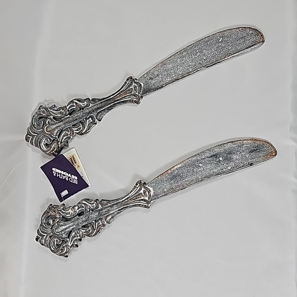 Decorative Metal Knives - Picture 1 of 5